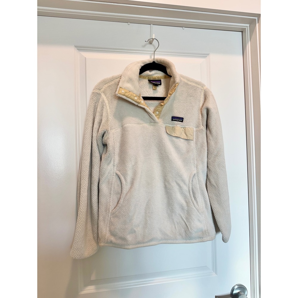 Cream white Patagonia rewool pullover